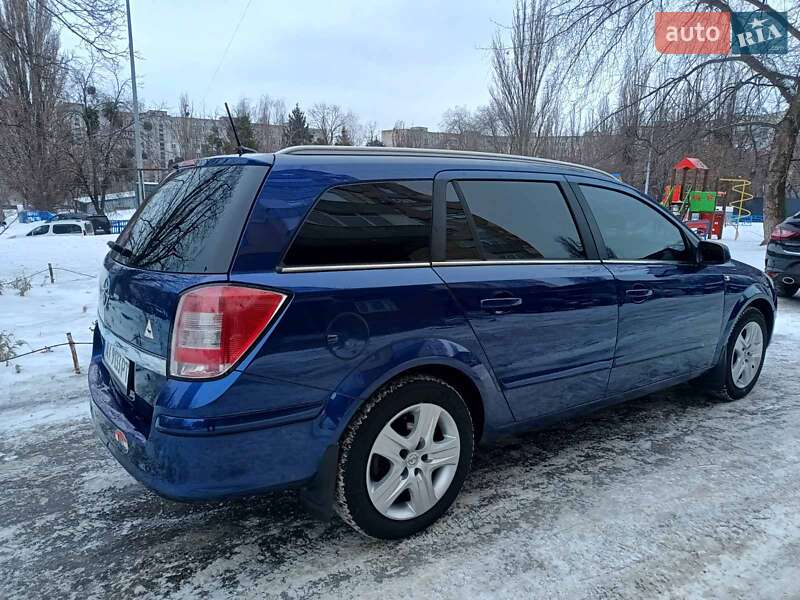 Универсал Opel Astra 2008 в Белой Церкви