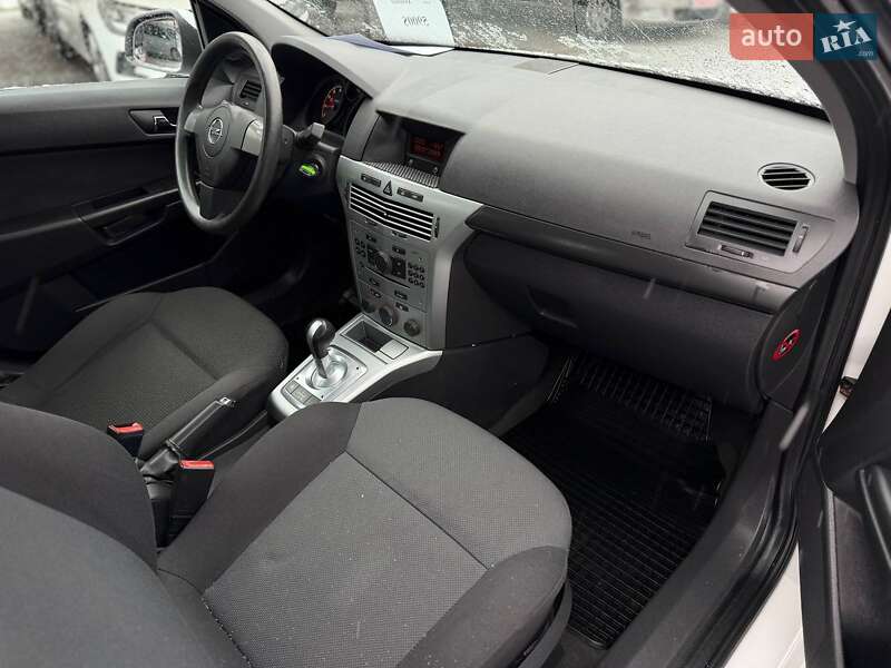 Хэтчбек Opel Astra 2009 в Кривом Роге