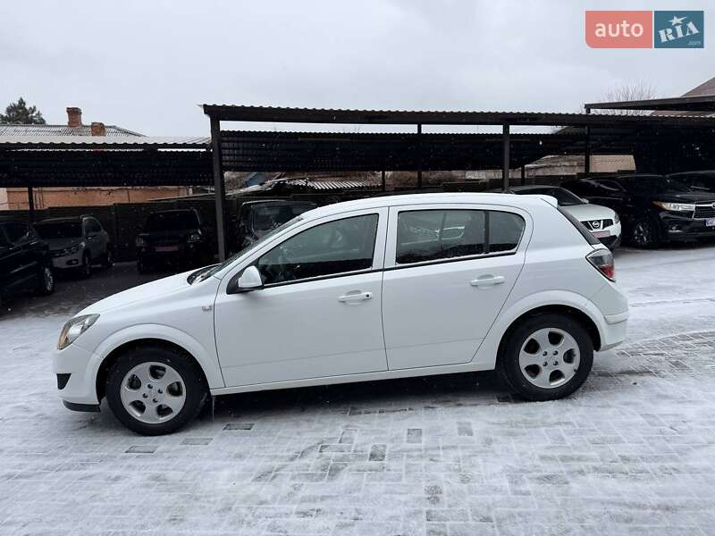 Хэтчбек Opel Astra 2009 в Кривом Роге