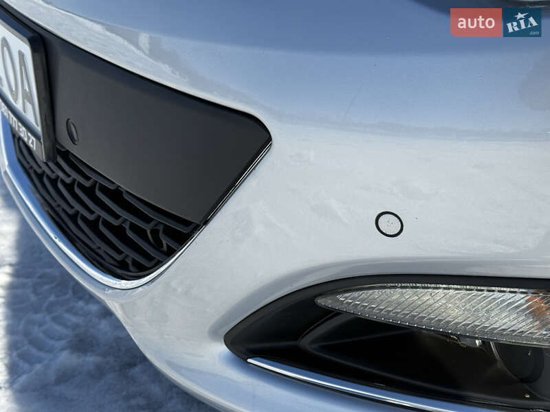 Универсал Opel Astra 2015 в Львове