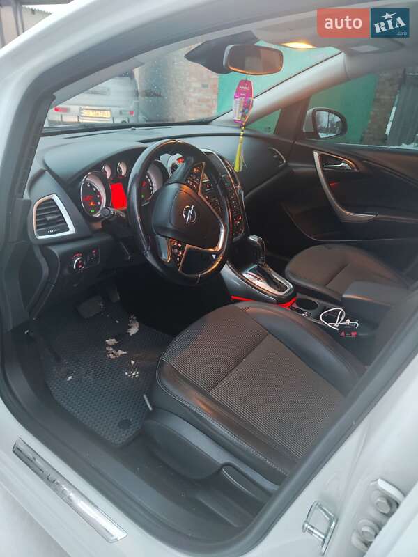 Универсал Opel Astra 2014 в Сумах