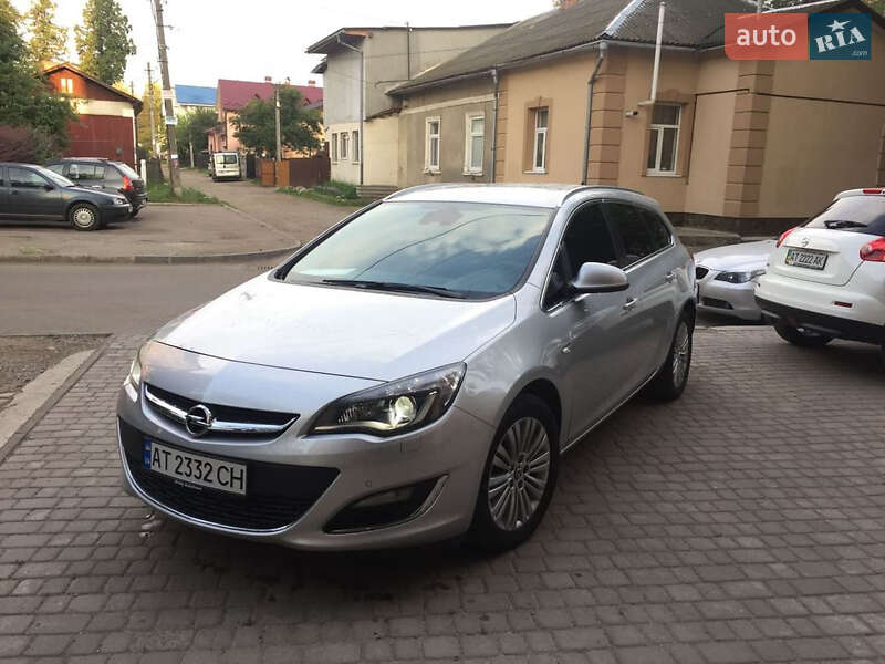 Opel Astra 2013