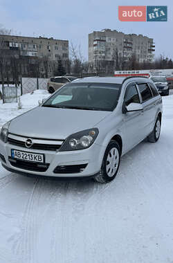 Универсал Opel Astra 2004 в Каменке