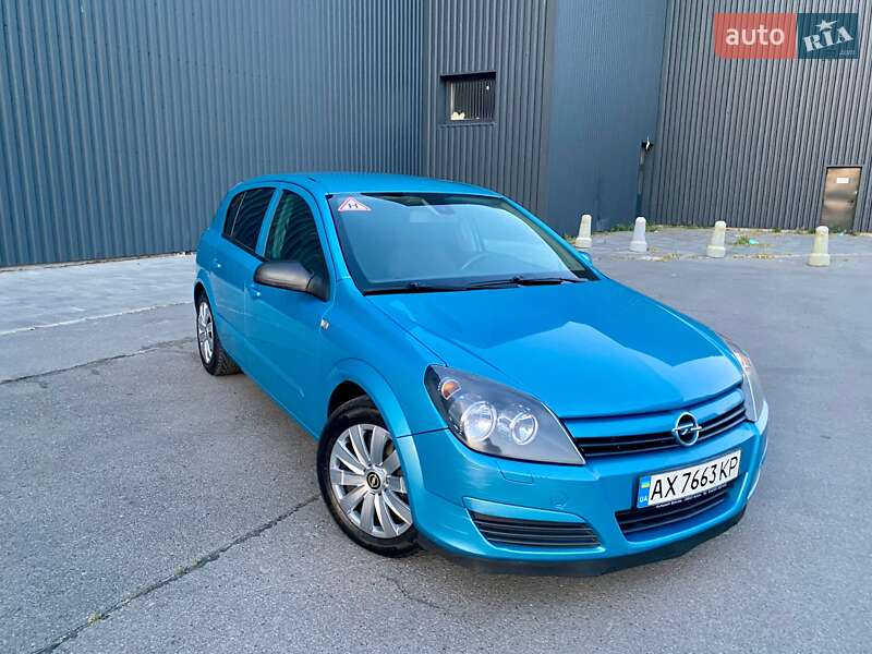 Хэтчбек Opel Astra 2004 в Харькове