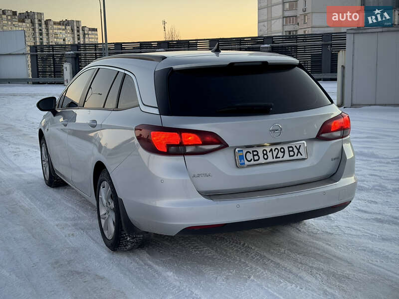 Универсал Opel Astra 2018 в Киеве фото 15 Универсал Opel Astra 2018 в Киеве