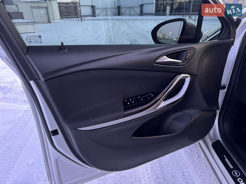 Универсал Opel Astra 2018 в Киеве фото 30 Универсал Opel Astra 2018 в Киеве