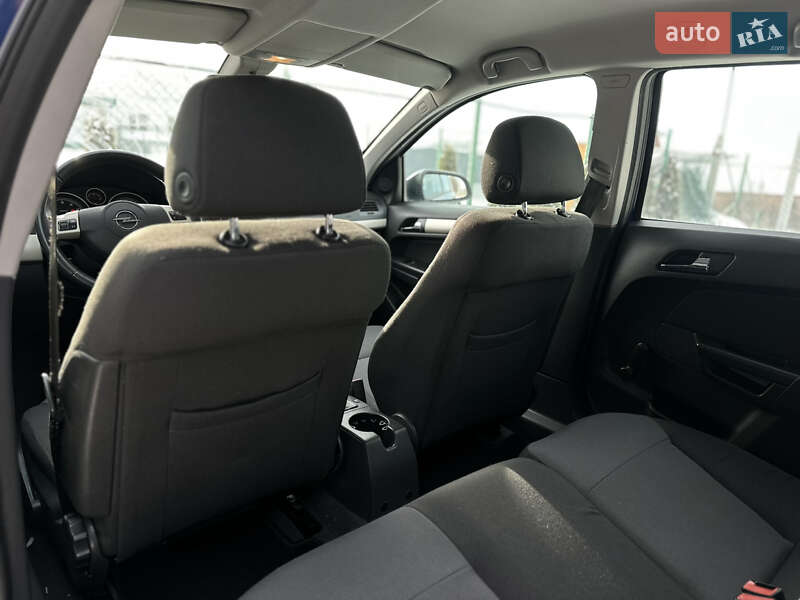 Универсал Opel Astra 2008 в Виннице