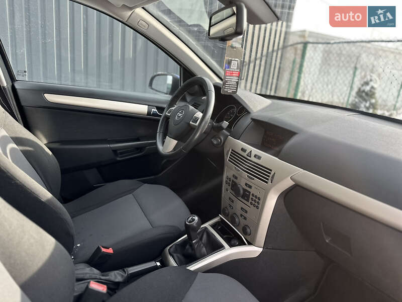 Универсал Opel Astra 2008 в Виннице