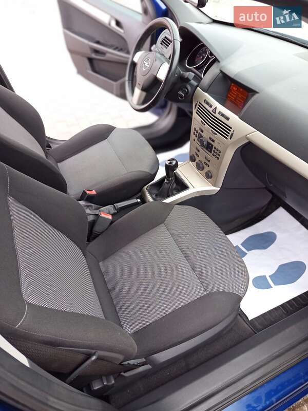 Универсал Opel Astra 2009 в Дрогобыче