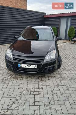 Універсал Opel Astra 2006 в Івано-Франківську