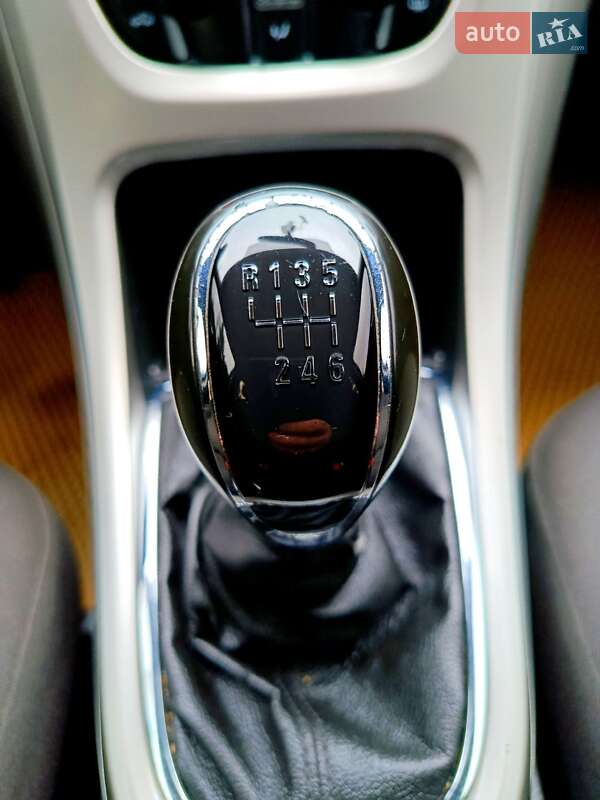 Универсал Opel Astra 2011 в Сколе