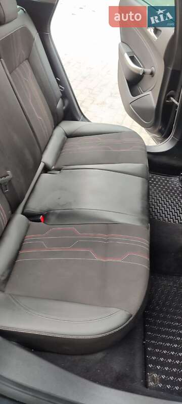 Универсал Opel Astra 2012 в Днепре