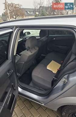 Універсал Opel Astra 2008 в Мукачевому