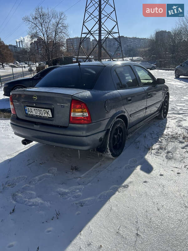 Седан Opel Astra 2007 в Полтаве