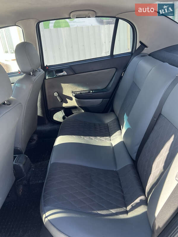 Седан Opel Astra 2007 в Полтаве