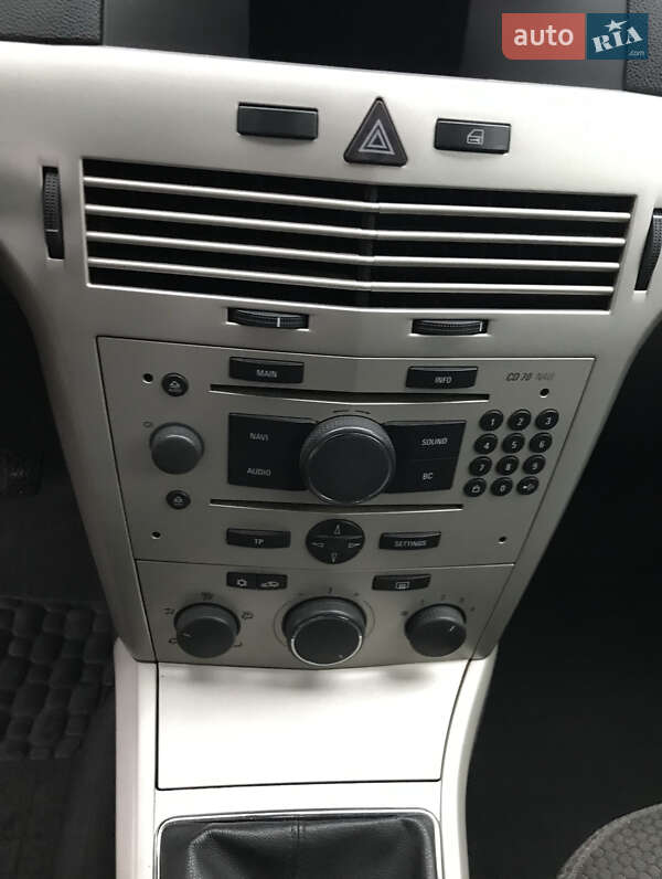 Универсал Opel Astra 2008 в Ивано-Франковске