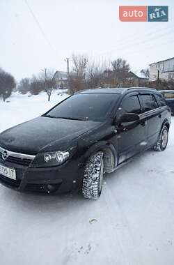 Універсал Opel Astra 2006 в Миронівці