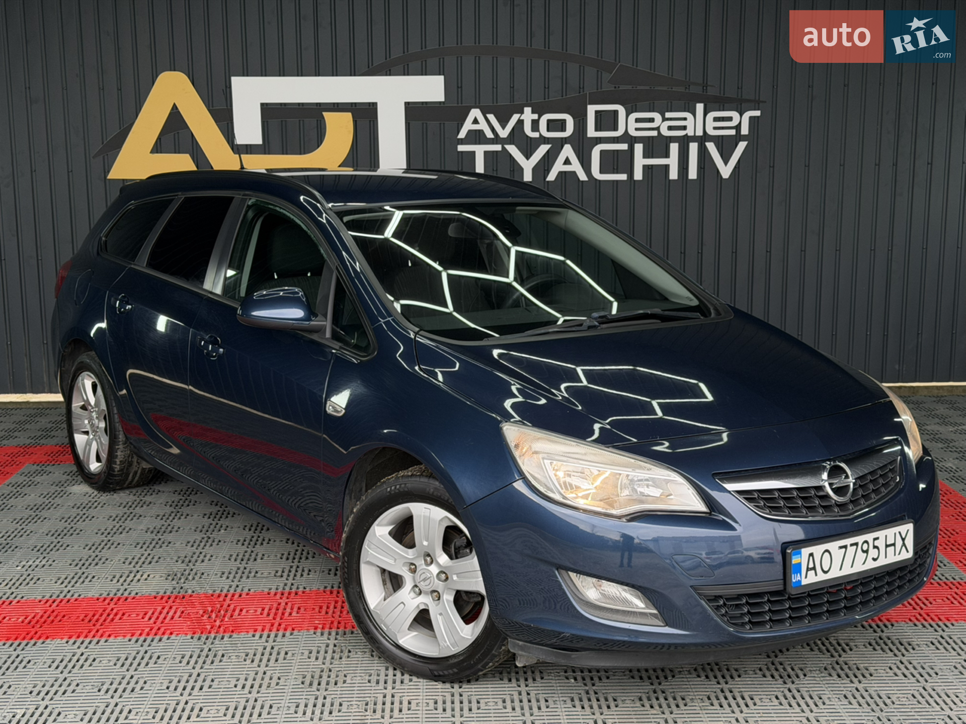 2010 Opel Astra - мініатюра 3