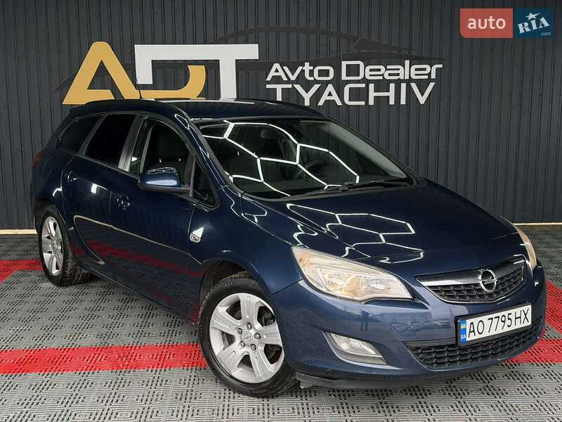 Универсал Opel Astra 2010 в Тячеве фото 3 Универсал Opel Astra 2010 в Тячеве