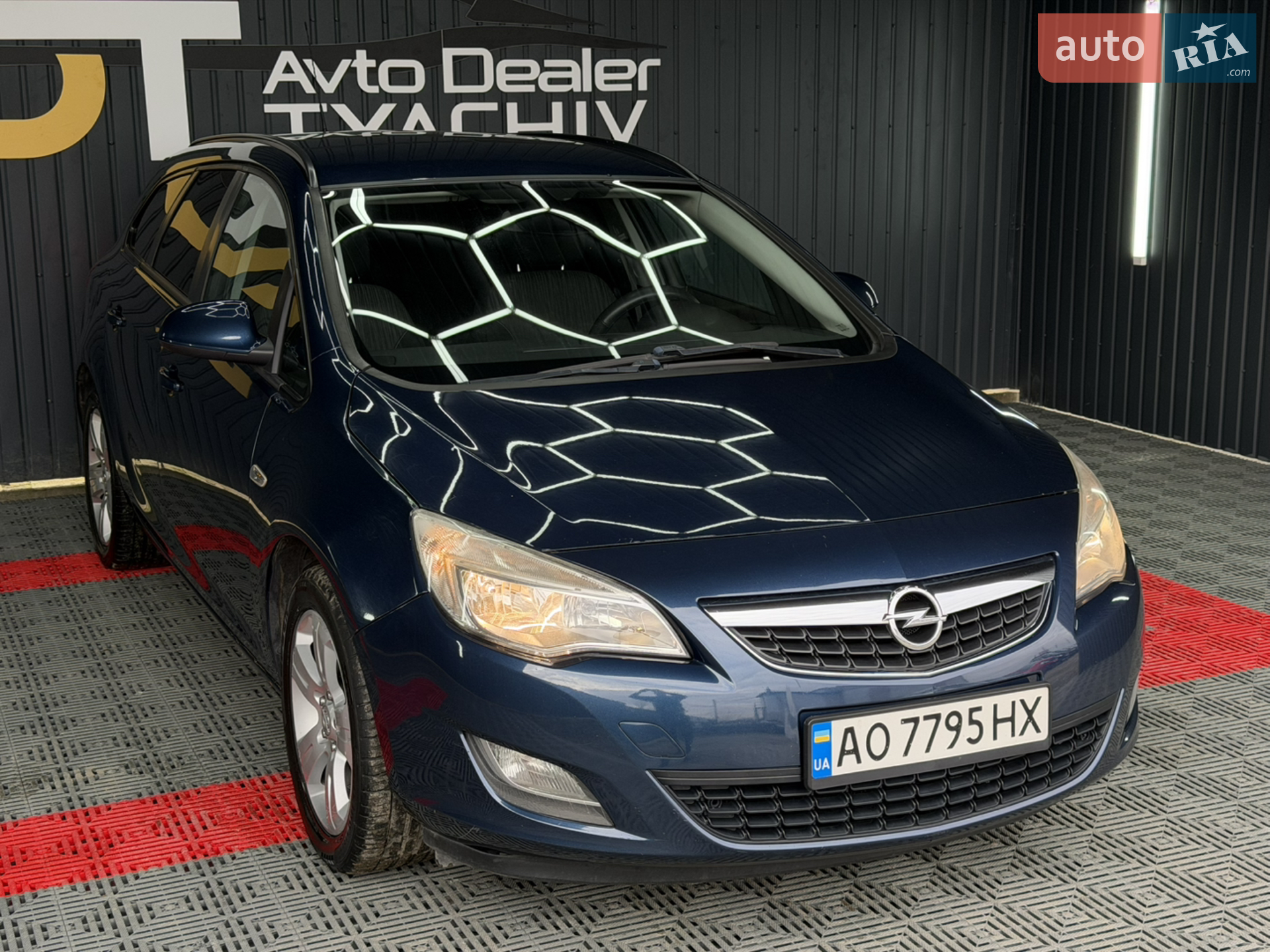 2010 Opel Astra - мініатюра 17