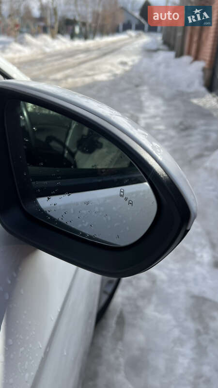 Универсал Opel Astra 2018 в Львове