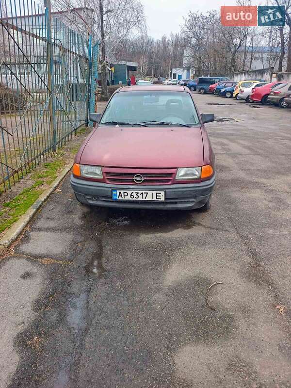 Хэтчбек Opel Astra 1992 в Запорожье фото 3 Хэтчбек Opel Astra 1992 в Запорожье