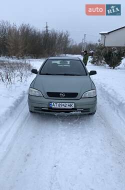 Седан Opel Astra 2008 в Ивано-Франковске