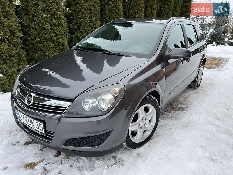 Универсал Opel Astra 2009 в Виннице