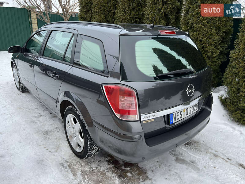 Универсал Opel Astra 2009 в Виннице