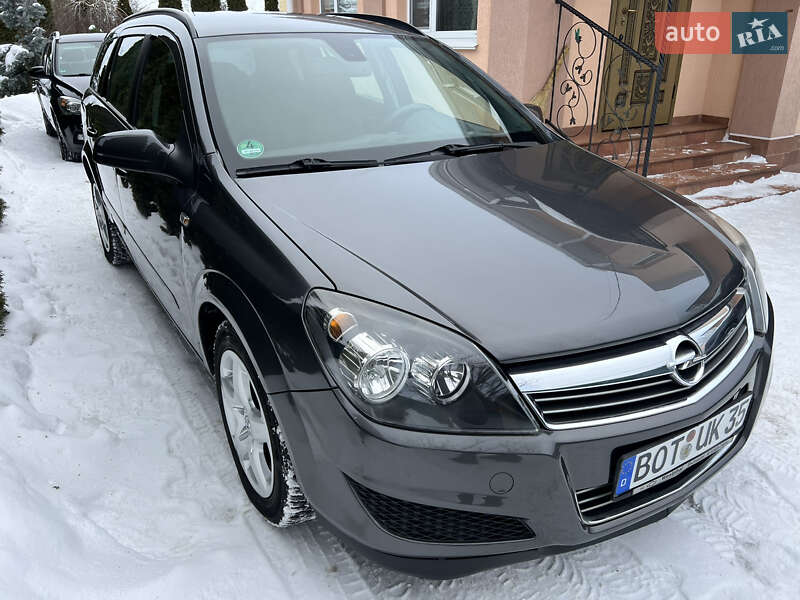 Универсал Opel Astra 2009 в Виннице