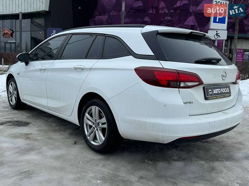 Универсал Opel Astra 2020 в Киеве