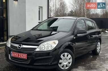 Хетчбек Opel Astra 2008 в Седлище
