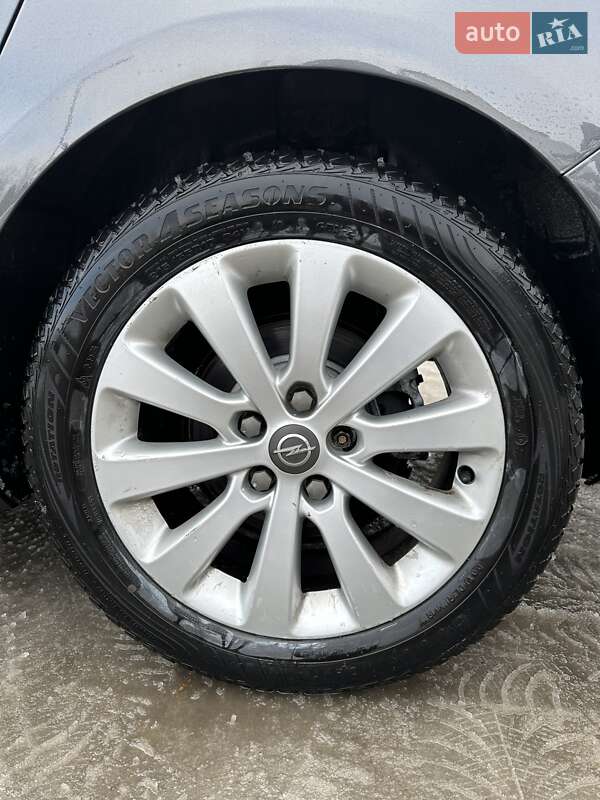 Универсал Opel Astra 2012 в Белогородке фото 6 Универсал Opel Astra 2012 в Белогородке