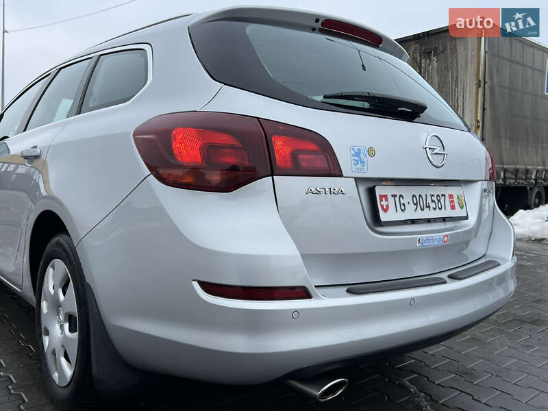 Универсал Opel Astra 2011 в Луцке фото 25 Универсал Opel Astra 2011 в Луцке