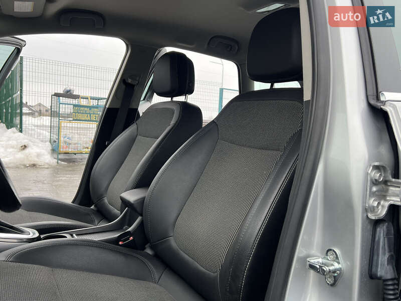 Универсал Opel Astra 2011 в Луцке фото 49 Универсал Opel Astra 2011 в Луцке