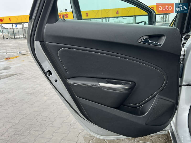 Универсал Opel Astra 2011 в Луцке фото 83 Универсал Opel Astra 2011 в Луцке