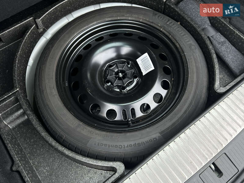 Универсал Opel Astra 2011 в Луцке фото 100 Универсал Opel Astra 2011 в Луцке