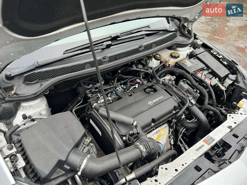 Универсал Opel Astra 2011 в Луцке фото 131 Универсал Opel Astra 2011 в Луцке