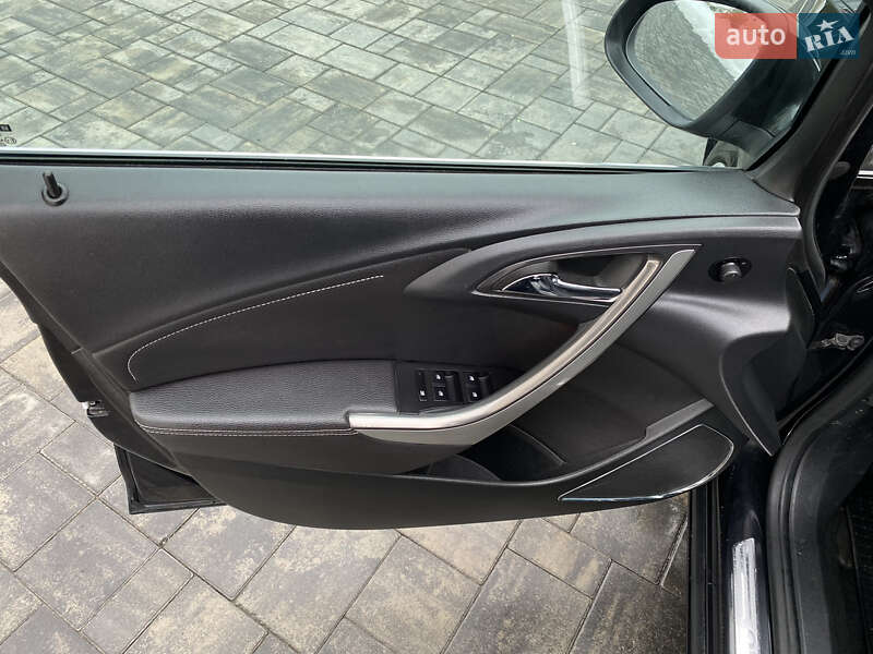 Хетчбек Opel Astra 2011 в Луцьку