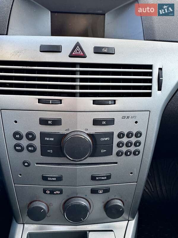 Хэтчбек Opel Astra 2009 в Киеве