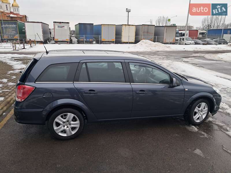 Универсал Opel Astra 2009 в Ковеле