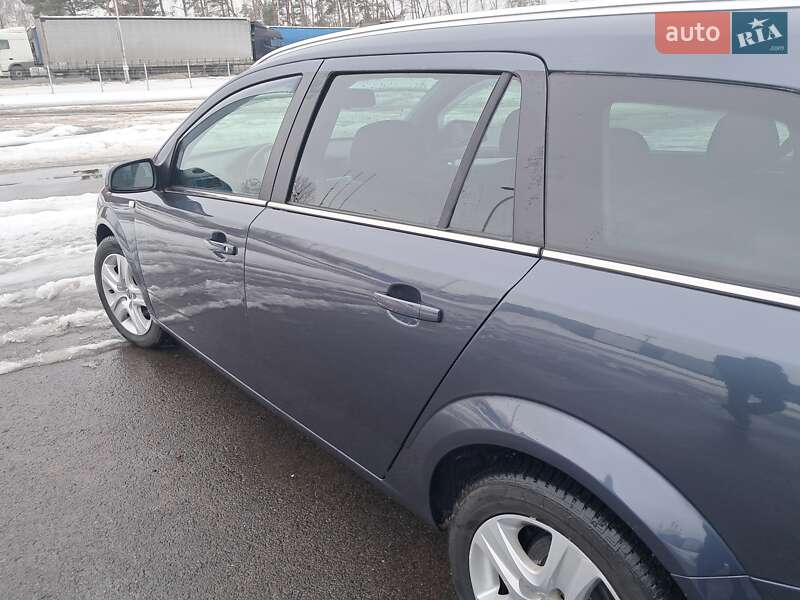 Универсал Opel Astra 2009 в Ковеле