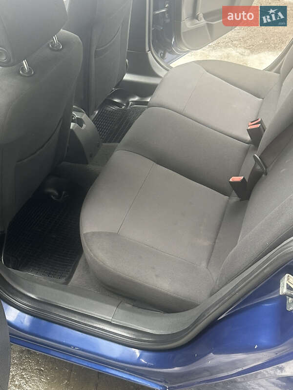 Универсал Opel Astra 2011 в Дрогобыче