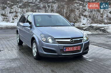 Универсал Opel Astra 2009 в Луцке