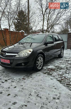 Универсал Opel Astra 2008 в Луцке