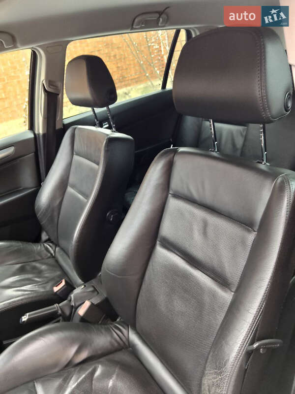 Універсал Opel Astra 2008 в Луцьку