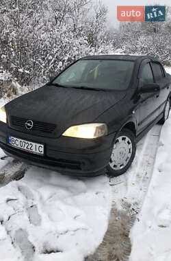 Седан Opel Astra 2007 в Городку