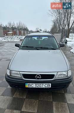 Универсал Opel Astra 1995 в Новом Калинове