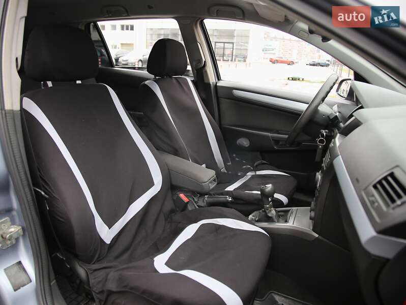 Универсал Opel Astra 2004 в Харькове