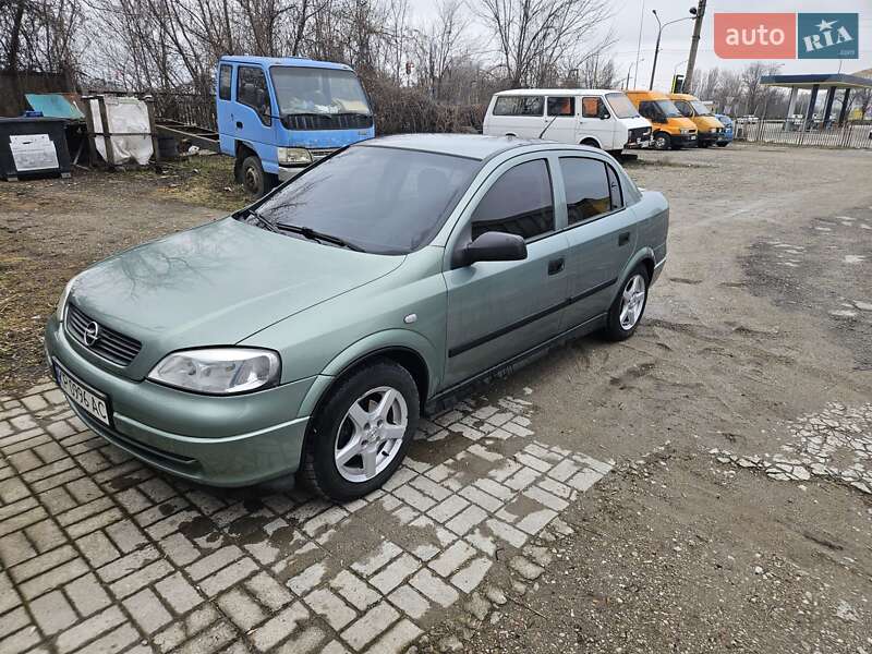 Седан Opel Astra 2007 в Запоріжжі